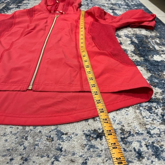 Chico’s Red Resort Mesh Lightweight Hooded Zip-Up Jacket Size Medium - Picture 10 of 10